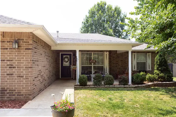 803 Cedar Lane, Prairie Grove, AR 72753