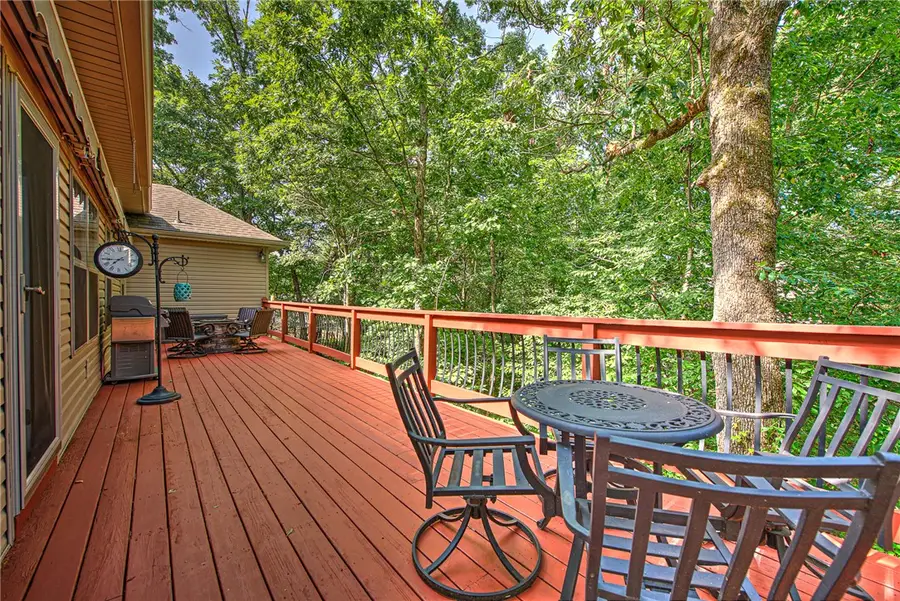 7 Granshire Drive, Bella Vista, AR 72714 - #2