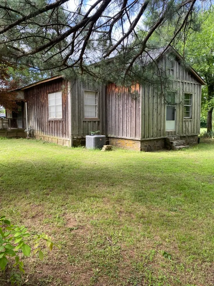 220 S Davis Avenue, Plainview, AR 72857 - #2