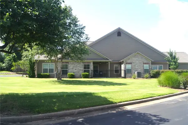 2500 SW Fallow Street, Bentonville, AR 72713