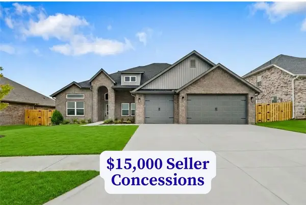 2400 Charles Street, Pea Ridge, AR 72751