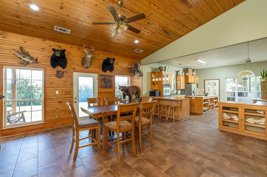 17068 Hazel Valley Road, Fayetteville, AR 72701 - #3