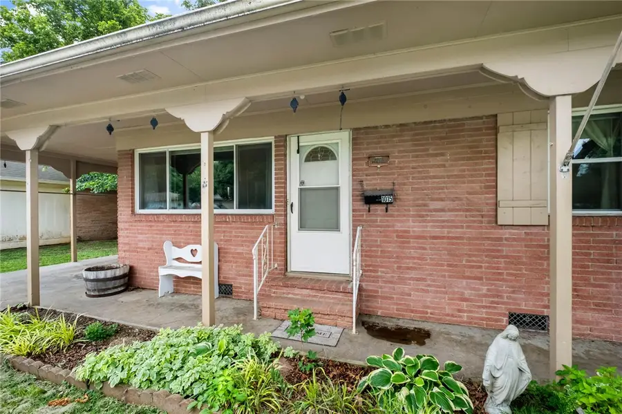 1015 Porter Avenue, Springdale, AR 72764 - #3