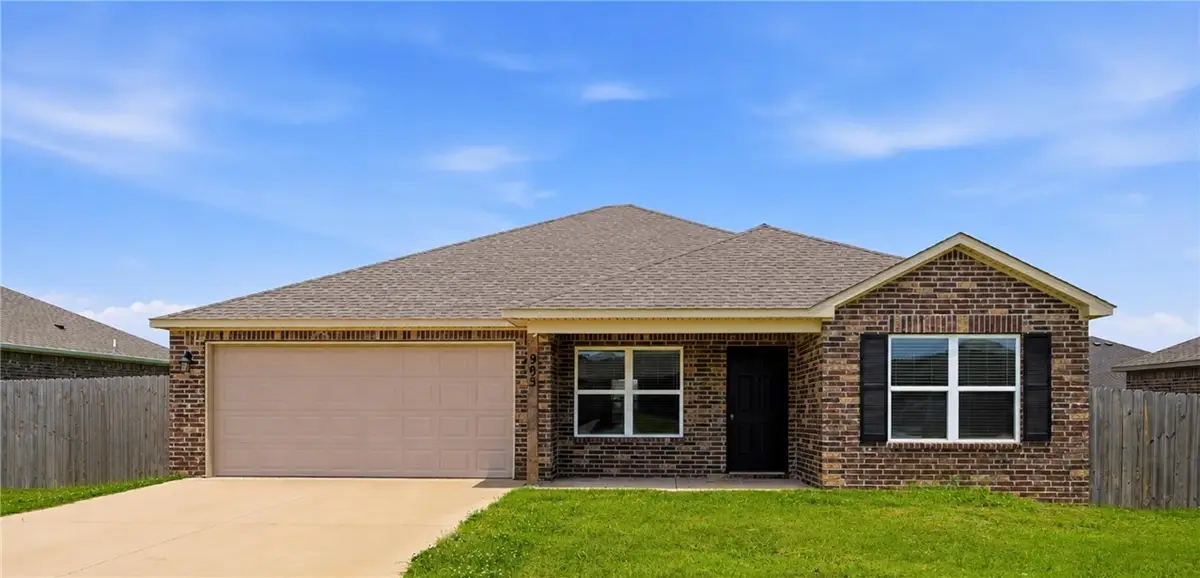905 W Tanner Drive, Siloam Springs, AR 72761 - #1