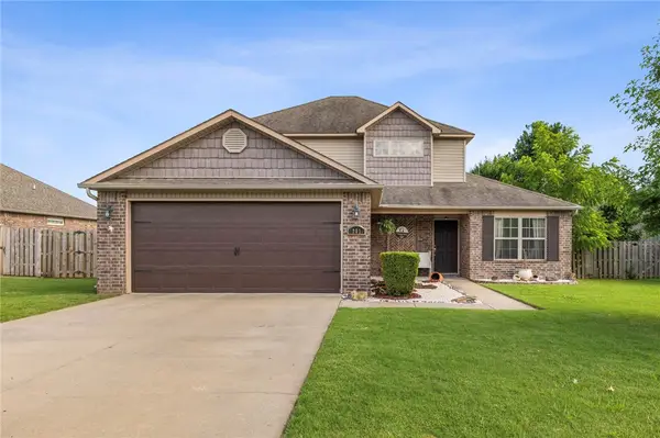 201 Windsor Avenue, Lowell, AR 72745