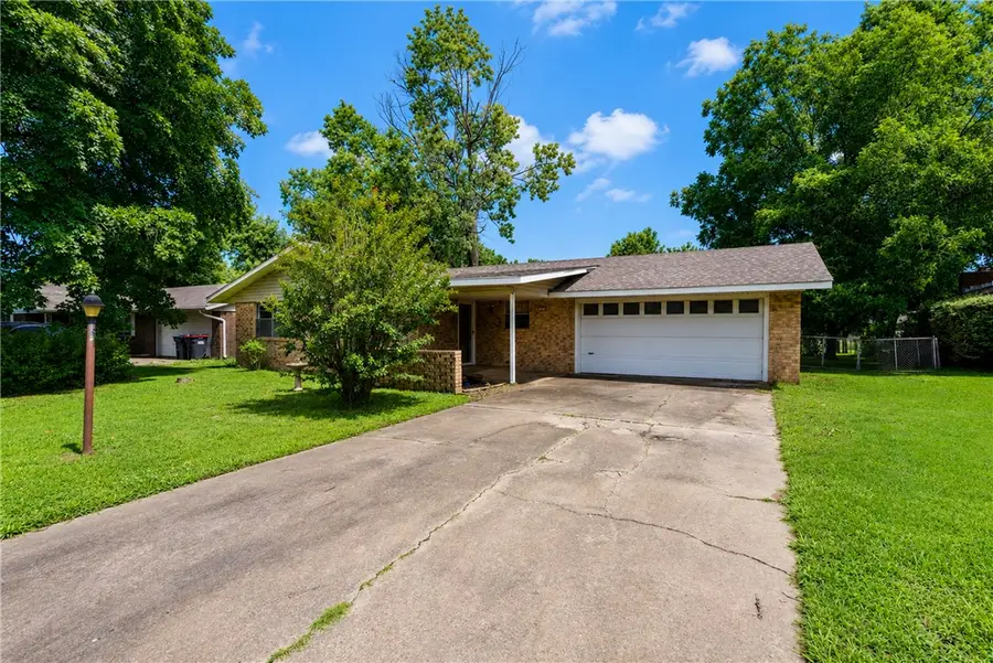 2100 Monticello Avenue, Springdale, AR 72762 - #3