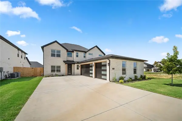 951 Moksha Street, Centerton, AR 72719