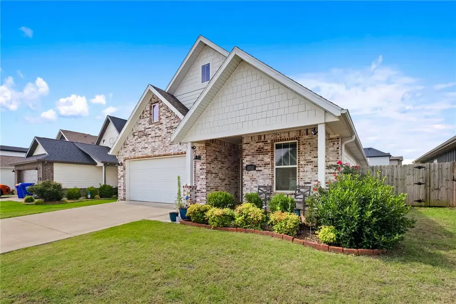 1712 W Broadway Place, Rogers, AR 72758 - #3
