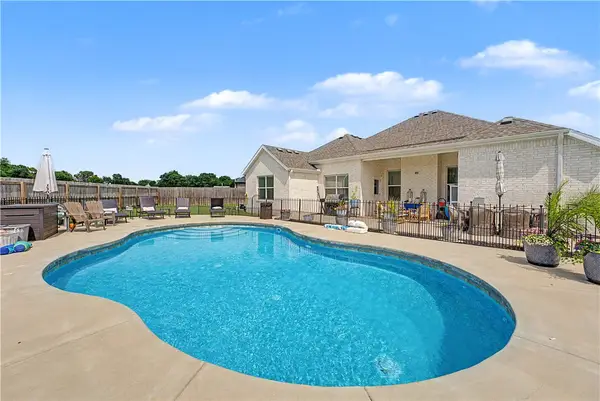 394 Cackling Bend, Farmington, AR 72730