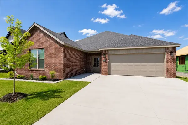 6605 SW Basswood, Bentonville, AR 72713