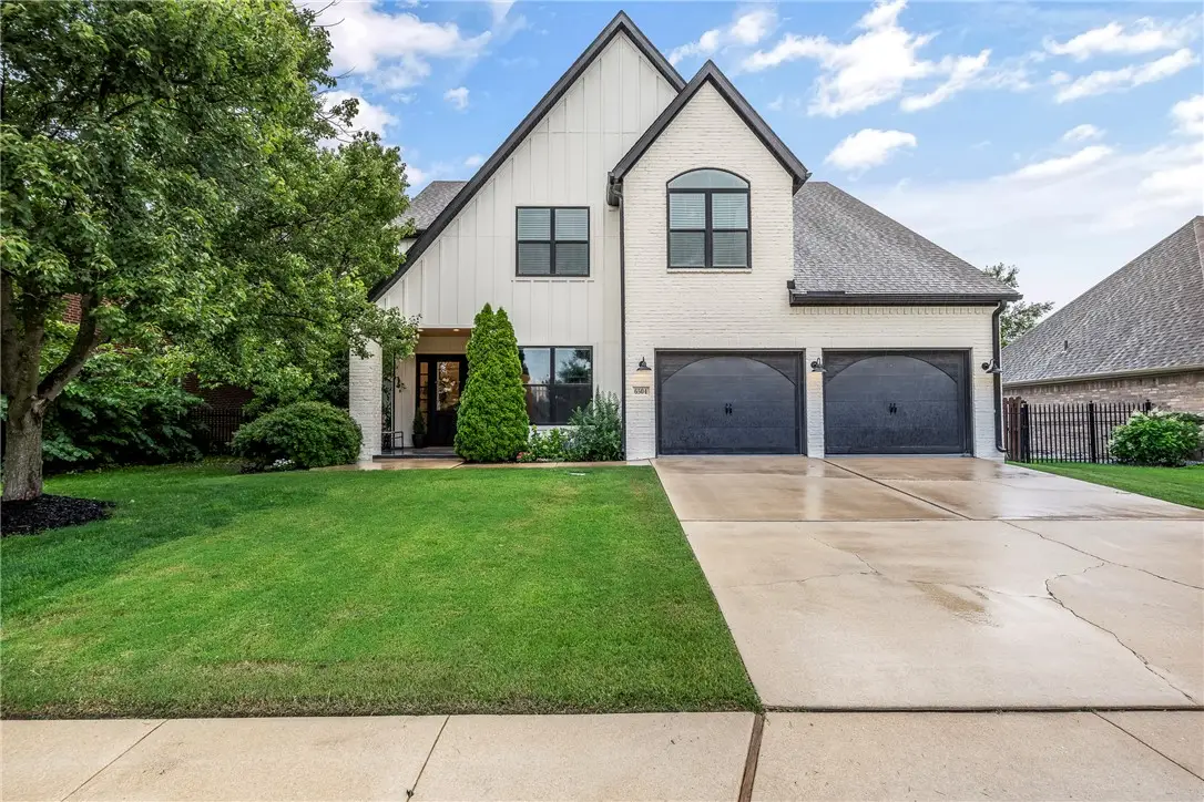 6504 W Hearth Stone Drive, Rogers, AR 72758 - #1