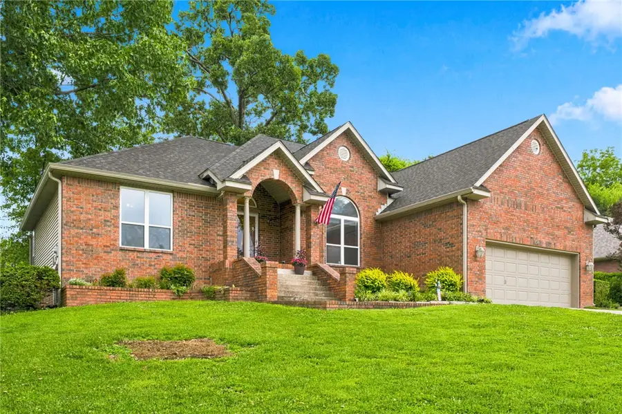 104 NW O Street, Bentonville, AR 72712 - #2