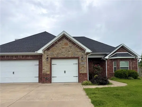 2505 SW Worthington Avenue, Bentonville, AR 72713