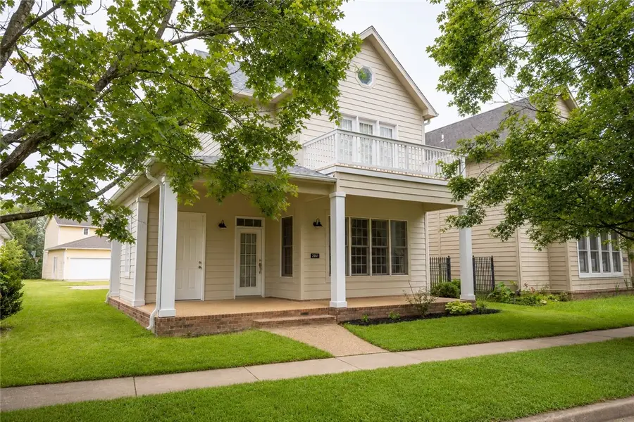 2651 N Westminster Drive, Fayetteville, AR 72704 - #2