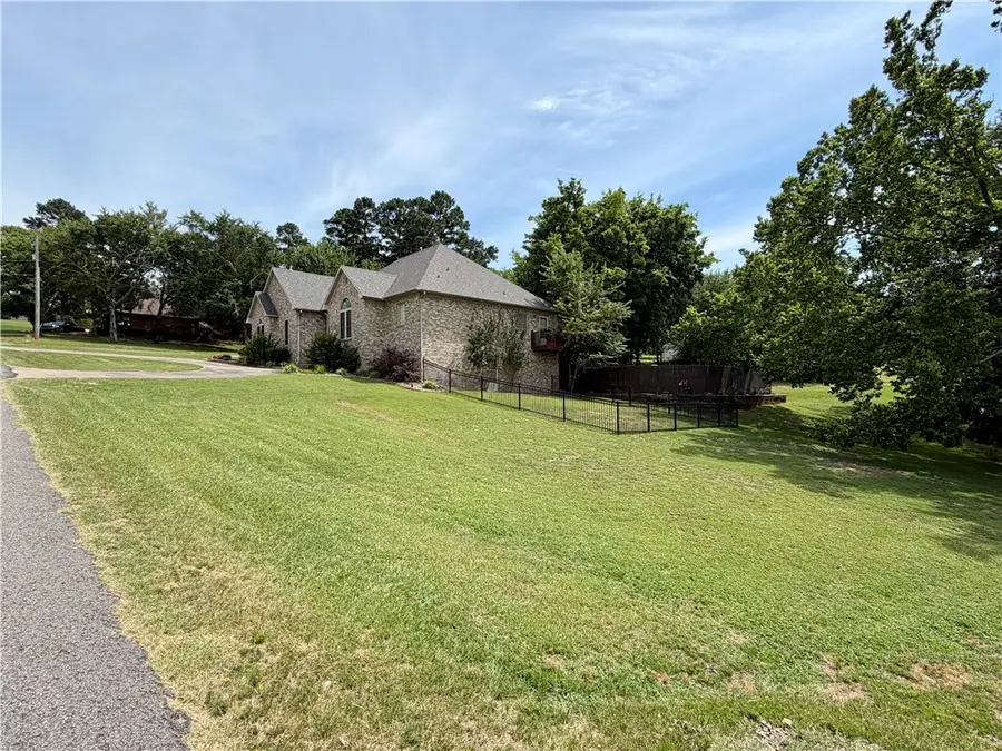 1201 Carruthers Drive, Morrilton, AR 72110 - #2