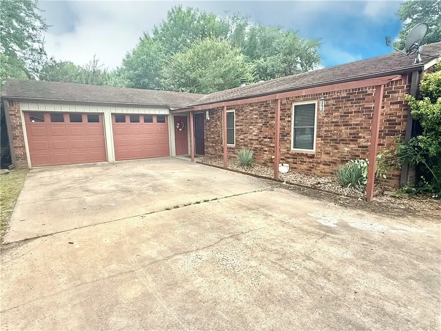 1711 N University Drive, Russellville, AR 72801 - #2