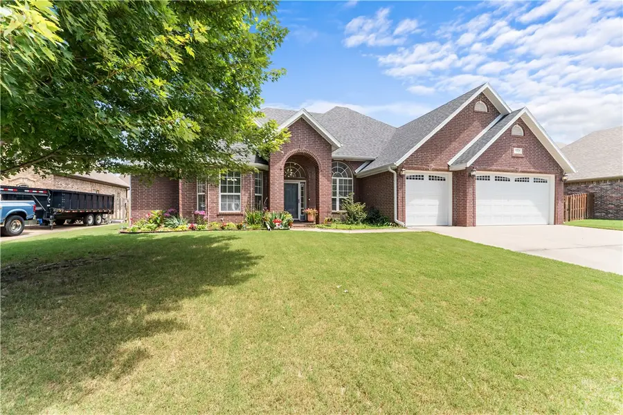 4376 W Wedge Drive, Fayetteville, AR 72704 - #3