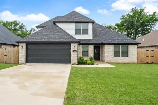 704 Taylor Street, Siloam Springs, AR 72761