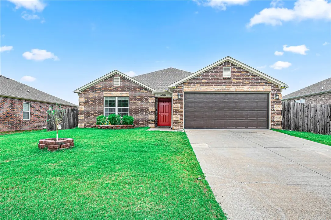 6704 SW Chestnut Hill Avenue, Bentonville, AR 72713 - #1
