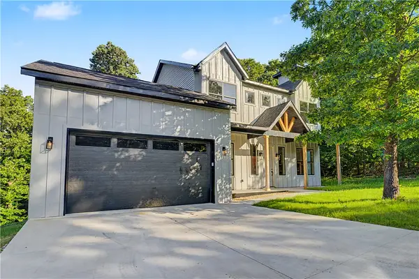 6 Orchiltree Lane, Bella Vista, AR 72715
