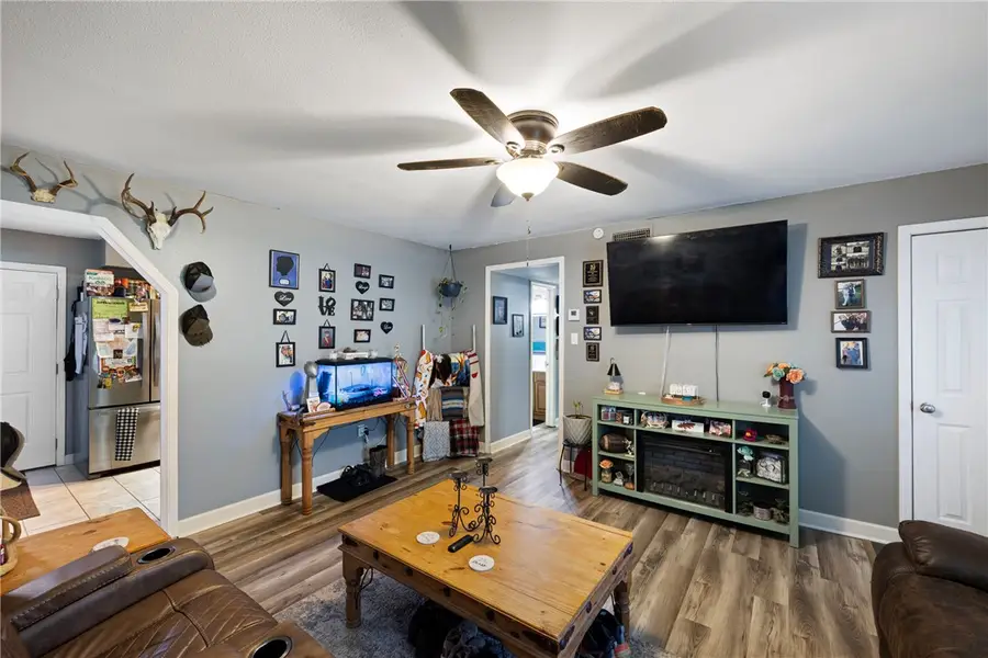 2901 N Greenwich Avenue, Russellville, AR 72802 - #2