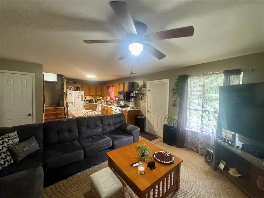 820 S Hartford Avenue, Russellville, AR 72801 - #3