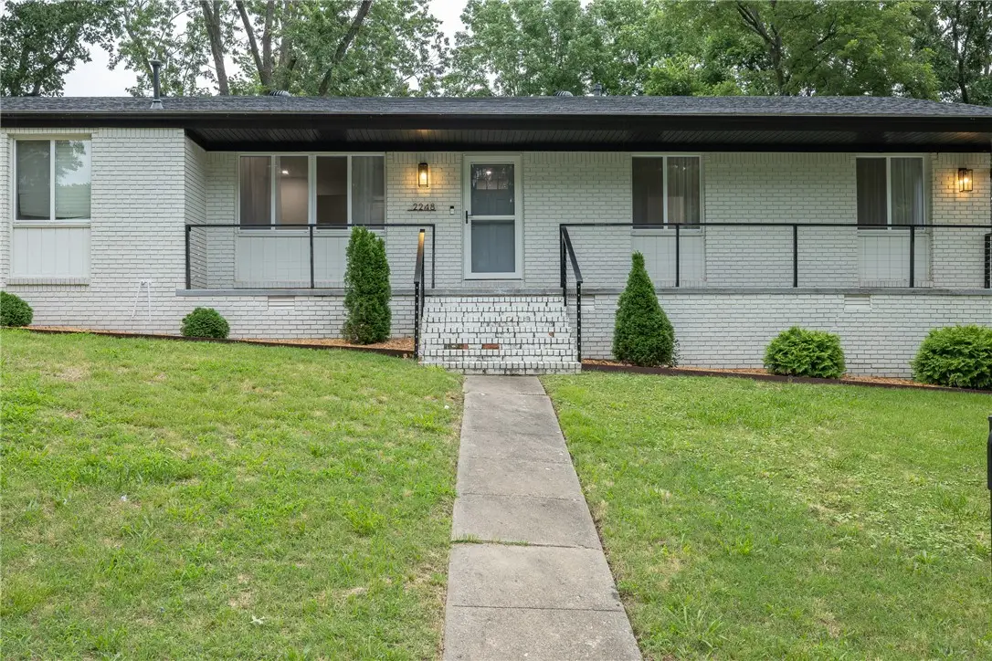 2248 N Hummingbird Lane, Fayetteville, AR 72703 - #1