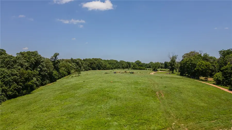 E Mcnelly 1 Road, Bentonville, AR 72712 - #3