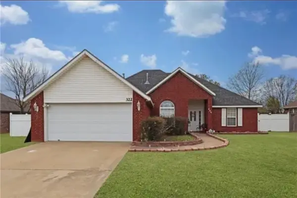 322 Summer Street, Lowell, AR 72745