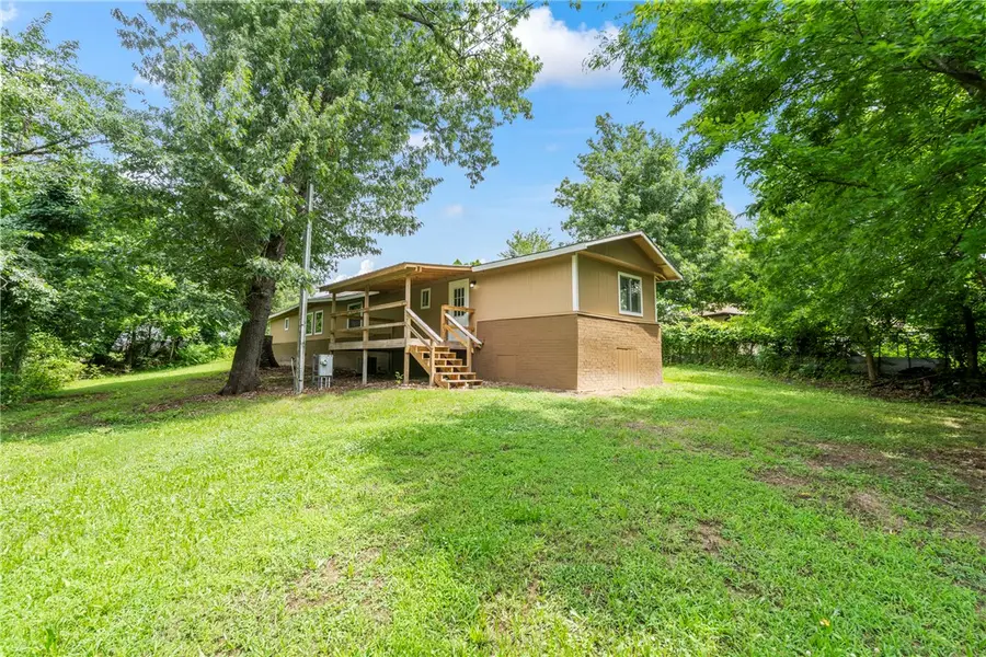 310 Lacy Street, Siloam Springs, AR 72761 - #2