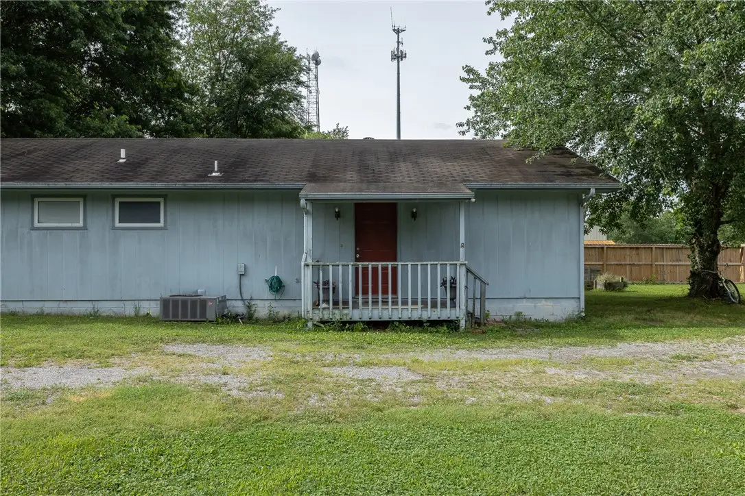 404 NE 4th Avenue, Gravette, AR 72736 - #1