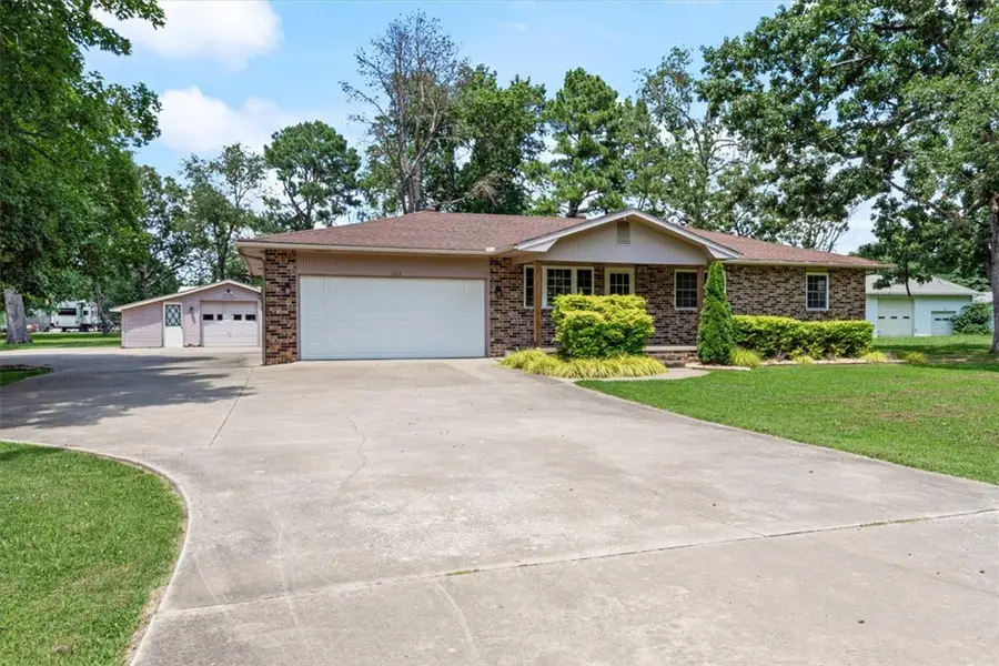 1362 Elm Springs Road, Elm Springs, AR 72762 - #2