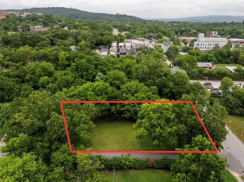 316 S Gregg Avenue, Fayetteville, AR 72701 - #1