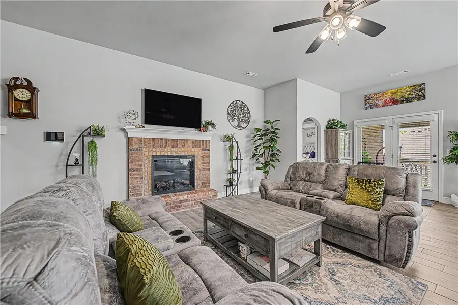 2400 Graham Lane, Pea Ridge, AR 72751 - #3