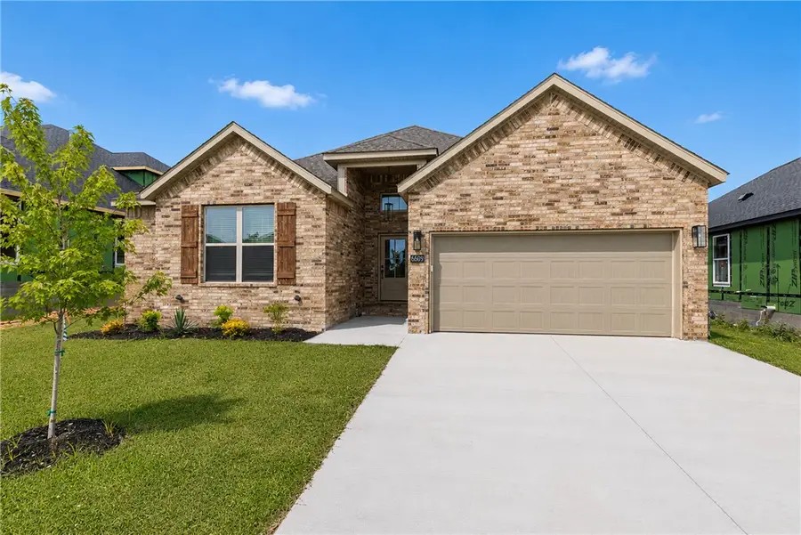 6609 SW Orange Avenue, Bentonville, AR 72713 - #2
