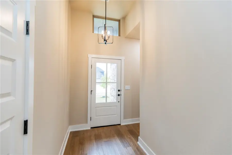 6609 SW Orange Avenue, Bentonville, AR 72713 - #3