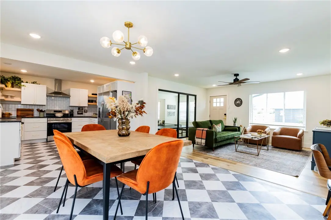 810 NW Carson Drive, Bentonville, AR 72712 - #1