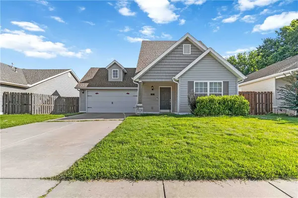 4428 W Serviceberry Drive, Fayetteville, AR 72704