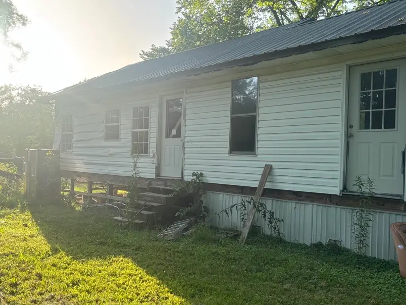 107 South, Plainview, AR 72857 - #3