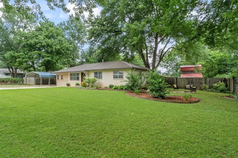 505 3rd Avenue, Gravette, AR 72736 - #3