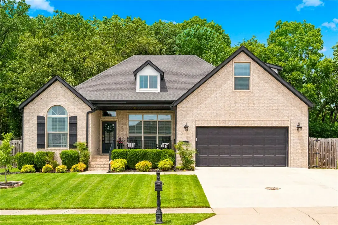4636 W Bittersweet Drive, Fayetteville, AR 72704 - #1