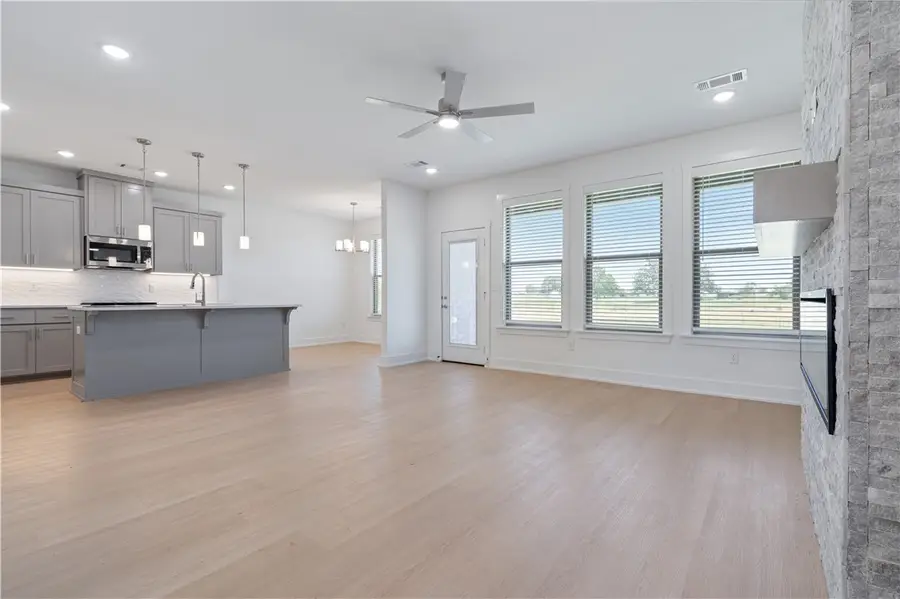 7004 SW Orange Avenue, Bentonville, AR 72713 - #3