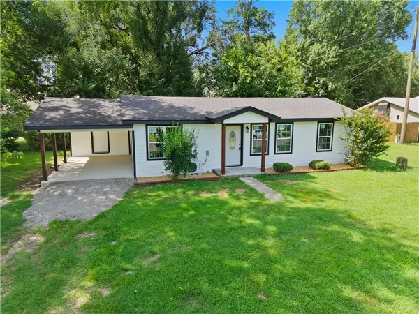 1439 W Main Street, Westville, OK 74965