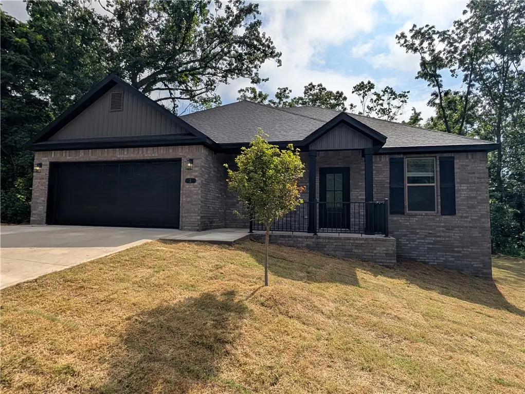 8 Kettering Lane, Bella Vista, AR 72714 - #1