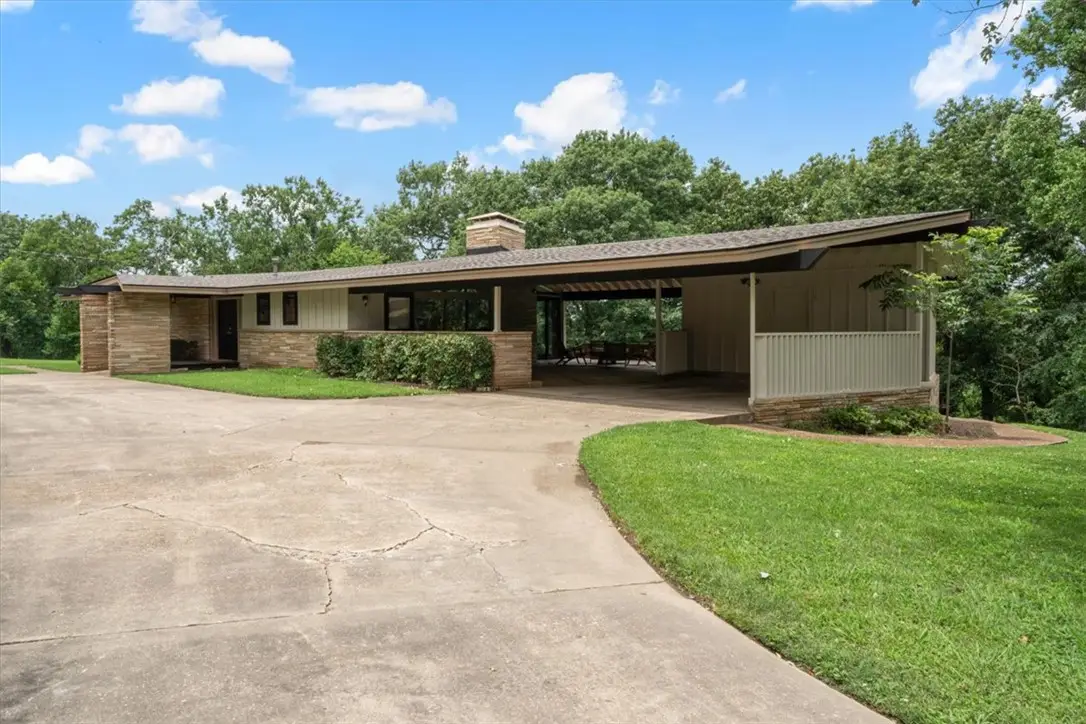 100 Carl Street, Siloam Springs, AR 72761 - #1