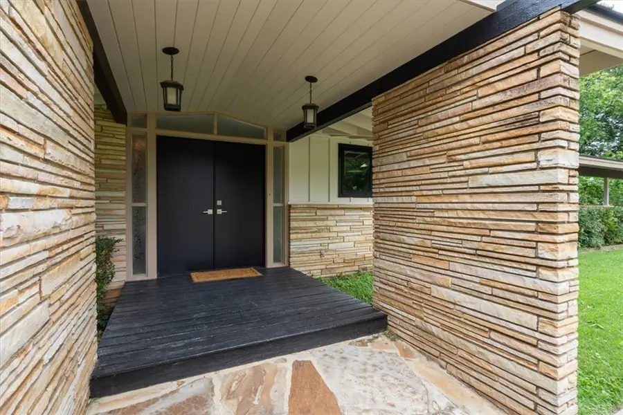 100 Carl Street, Siloam Springs, AR 72761 - #2