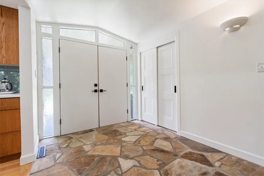 100 Carl Street, Siloam Springs, AR 72761 - #3
