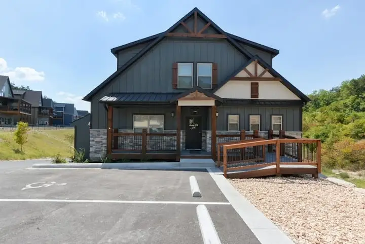 280 Lakefront Drive, Branson, MO 65616 - #1
