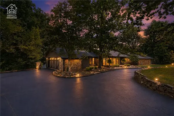 105 E Woodside Lane, Rogers, AR 72756