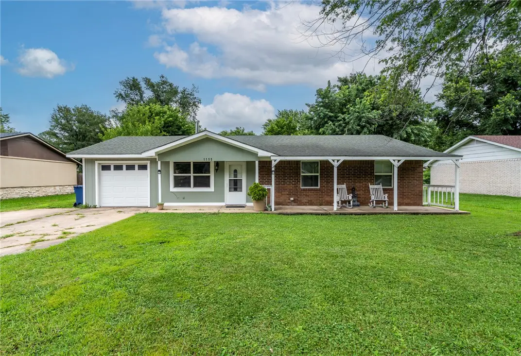 1155 Jo Lynn Street, Siloam Springs, AR 72761 - #1
